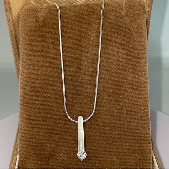 MOVADO Solid 18K White Gold Natural Diamond Modern Designer Necklace (not 14K) - Picture 3 of 17